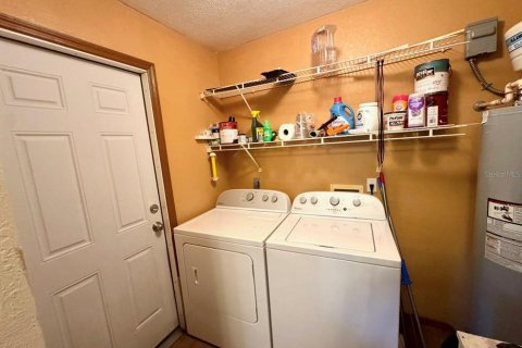 Villa ou maison à vendre à Punta Gorda, Floride: 2 chambres, 99.22 m2 № 2339691 - photo 17
