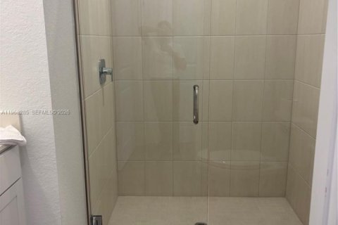 Adosado en alquiler en Pembroke Pines, Florida, 4 dormitorios, 213.4 m2 № 2030713 - foto 14