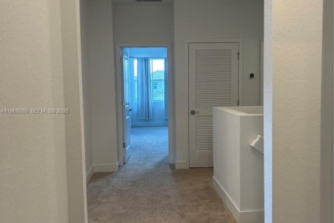 Adosado en alquiler en Pembroke Pines, Florida, 4 dormitorios, 213.4 m2 № 2030713 - foto 27