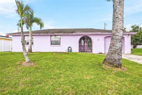 Casa en Tampa, Florida 3 dormitorios, 134.99 m2 № 2369367