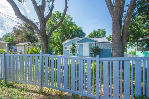 House in Vero Beach, Florida 2 bedrooms, 53.14 sq.m. № 2171629 - photo 13