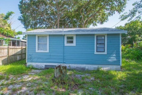 House in Vero Beach, Florida 2 bedrooms, 53.14 sq.m. № 2171629 - photo 10