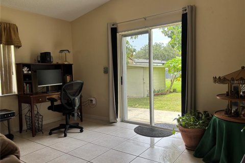 Casa en venta en Kissimmee, Florida, 3 dormitorios, 140.28 m2 № 1848154 - foto 5
