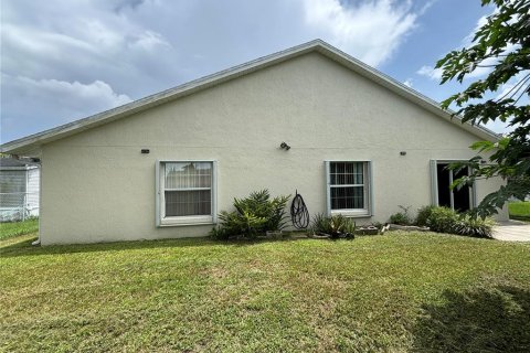 Casa en venta en Kissimmee, Florida, 3 dormitorios, 140.28 m2 № 1848154 - foto 11