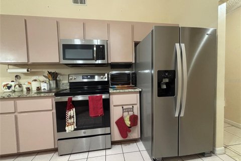 Casa en venta en Kissimmee, Florida, 3 dormitorios, 140.28 m2 № 1848154 - foto 4