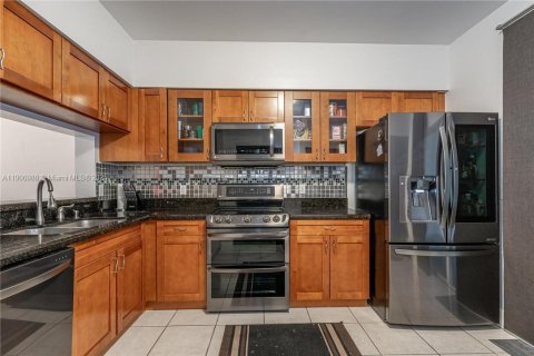 Adosado en venta en Margate, Florida, 2 dormitorios, 103.12 m2 № 2035562 - foto 3
