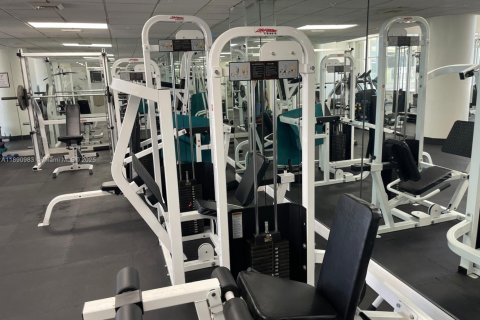 Снять в аренду кондоминиум в Бей-Харбор-Айлендс, Флорида 1 спальня, 88.26м2, № 2021487 - фото 3