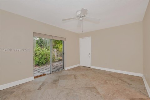 Casa en venta en Plantation, Florida, 3 dormitorios, 135.64 m2 № 2262601 - foto 15