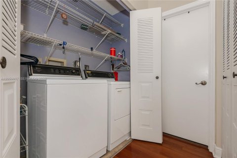 Casa en venta en Plantation, Florida, 3 dormitorios, 135.64 m2 № 2262601 - foto 25