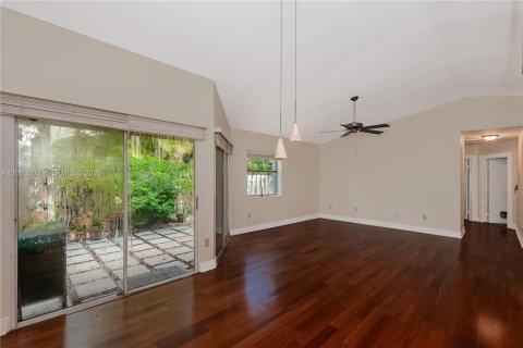 Casa en venta en Plantation, Florida, 3 dormitorios, 135.64 m2 № 2262601 - foto 3