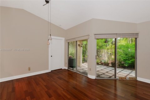 Casa en venta en Plantation, Florida, 3 dormitorios, 135.64 m2 № 2262601 - foto 5