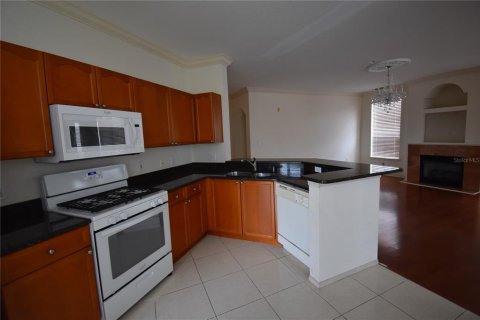 Снять в аренду кондоминиум в Клируотер, Флорида 5 комнат, 134.06м2, № 2215839 - фото 10