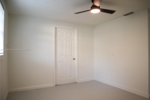 House in Jacksonville, Florida 4 bedrooms, 137.12 sq.m. № 1819812 - photo 23