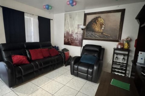 Copropriété à vendre à Oakland Park, Floride: 2 chambres, 54.81 m2 № 2082703 - photo 4
