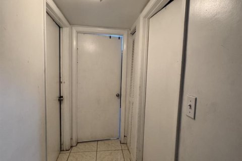 Copropriété à vendre à Oakland Park, Floride: 2 chambres, 54.81 m2 № 2082703 - photo 5