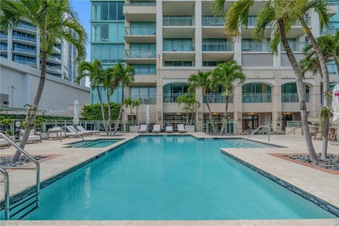 Copropriété à vendre à Miami, Floride: 2 chambres, 143.07 m2 № 1994521 - photo 27