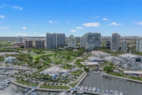 Copropriété à vendre à Miami, Floride: 2 chambres, 143.07 m2 № 1994521 - photo 2