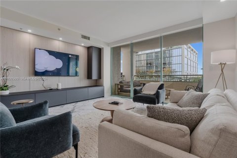 Copropriété à vendre à Miami, Floride: 2 chambres, 143.07 m2 № 1994521 - photo 6
