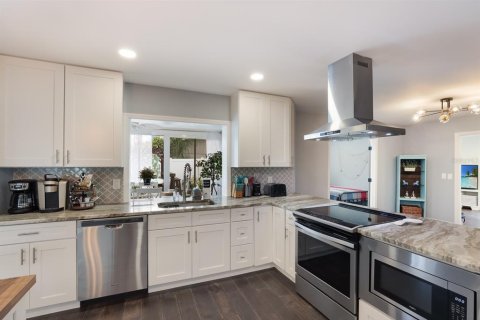Villa ou maison à vendre à Bradenton, Floride: 3 chambres, 175.21 m2 № 2404606 - photo 6
