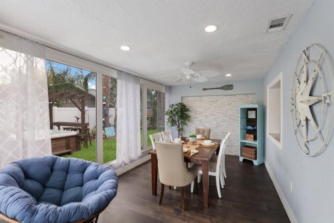 Villa ou maison à vendre à Bradenton, Floride: 3 chambres, 175.21 m2 № 2404606 - photo 10