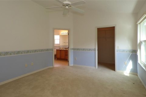 House in The Villages, Florida 2 bedrooms, 140.84 sq.m. № 1898644 - photo 21