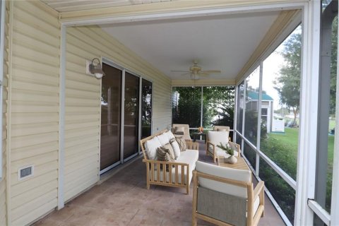 House in The Villages, Florida 2 bedrooms, 140.84 sq.m. № 1898644 - photo 20