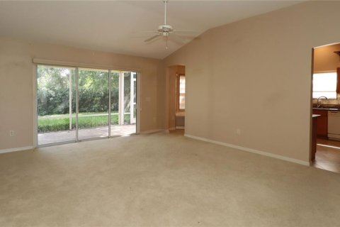 House in The Villages, Florida 2 bedrooms, 140.84 sq.m. № 1898644 - photo 3