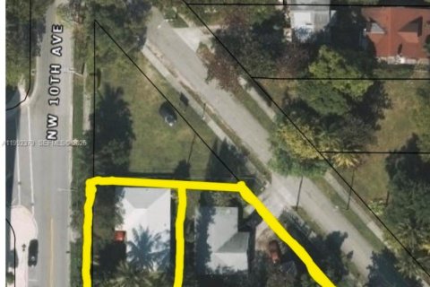 Immobilier commercial à Miami, Floride № 2085550