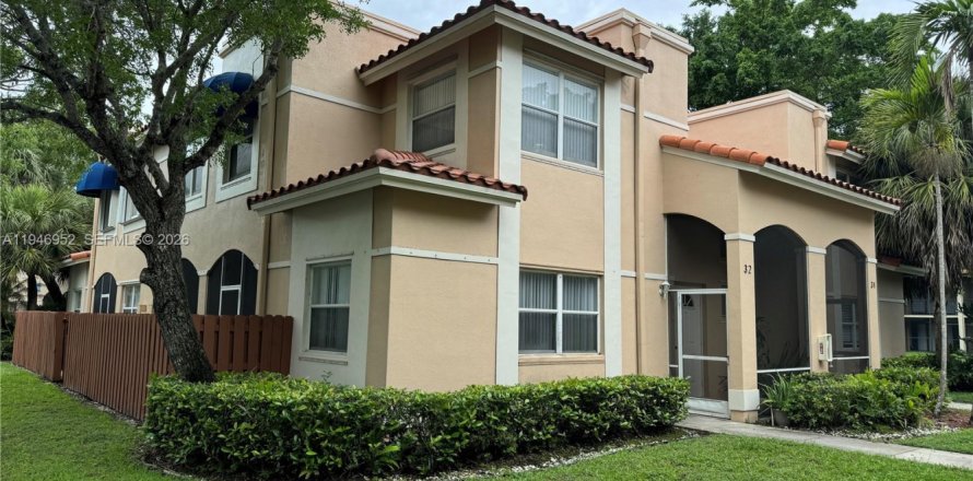 Townhouse in Weston, Florida 3 bedrooms, 127.09 sq.m. № 2003230