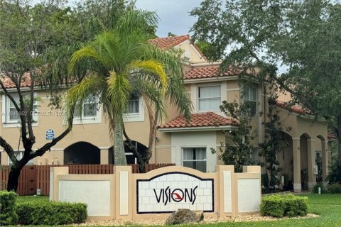 Townhouse in Weston, Florida 3 bedrooms, 127.09 sq.m. № 2003230 - photo 15