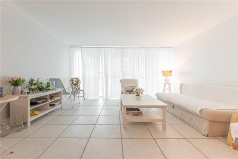 Купить кондоминиум в Авентура, Флорида 1 спальня, 93.37м2, № 1726824 - фото 4