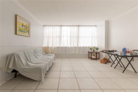 Купить кондоминиум в Авентура, Флорида 1 спальня, 93.37м2, № 1726824 - фото 14