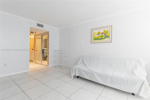 Купить кондоминиум в Авентура, Флорида 1 спальня, 93.37м2, № 1726824 - фото 16