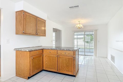 Купить виллу или дом в Порт-Оранж, Флорида 7 комнат, 125.88м2, № 1910594 - фото 19