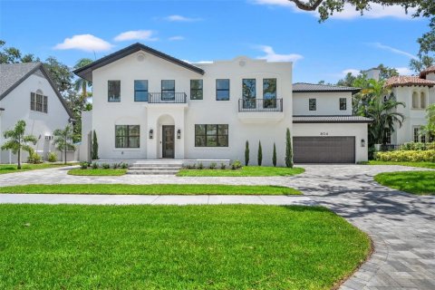 House in Tampa, Florida 7 bedrooms, 594.39 sq.m. № 1850239 - photo 3