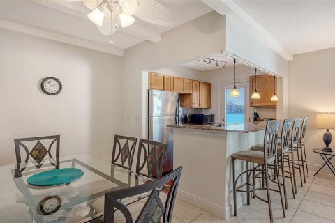 Condominio en venta en Sarasota, Florida, 2 dormitorios, 75.81 m2 № 2142335 - foto 8