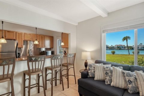 Condominio en venta en Sarasota, Florida, 2 dormitorios, 75.81 m2 № 2142335 - foto 4