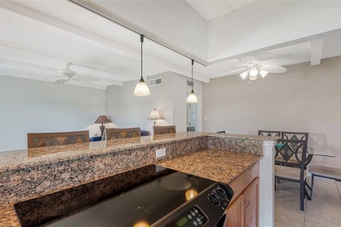 Condominio en venta en Sarasota, Florida, 2 dormitorios, 75.81 m2 № 2142335 - foto 17
