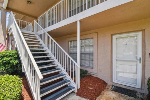 Condo in New Port Richey, Florida, 2 bedrooms  № 1853791 - photo 2