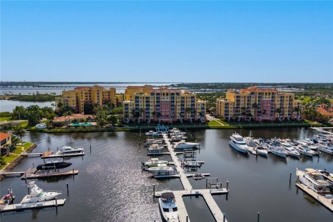 Copropriété à vendre à Palmetto, Floride: 2 chambres, 158.03 m2 № 2408682 - photo 8