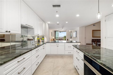 Copropriété à vendre à Palmetto, Floride: 2 chambres, 158.03 m2 № 2408682 - photo 19
