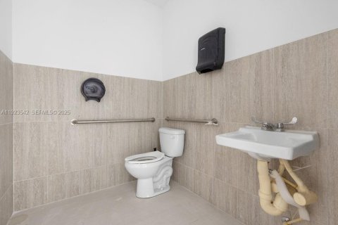 Immobilier commercial à vendre à Wilton Manors, Floride № 2057362 - photo 8