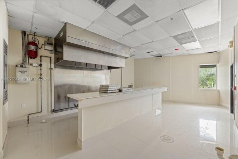Immobilier commercial à vendre à Wilton Manors, Floride № 2057362 - photo 18