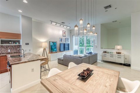 Townhouse in Fort Lauderdale, Florida 3 bedrooms, 168.99 sq.m. № 2243248 - photo 12