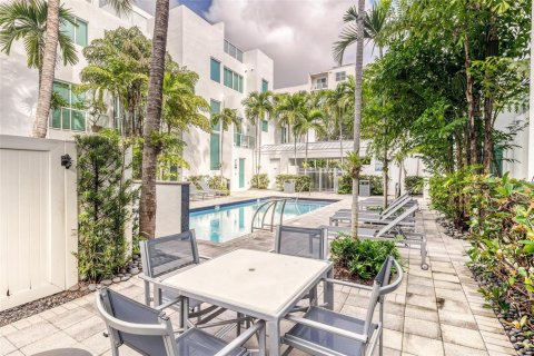 Townhouse in Fort Lauderdale, Florida 3 bedrooms, 168.99 sq.m. № 2243248 - photo 27