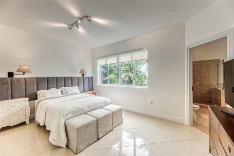 Townhouse in Fort Lauderdale, Florida 3 bedrooms, 168.99 sq.m. № 2243248 - photo 15