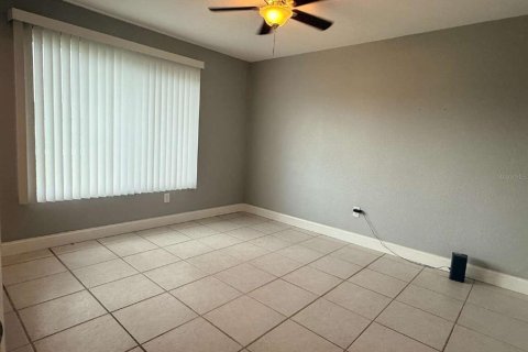 Villa ou maison à louer à Port Charlotte, Floride: 2 chambres, 84.73 m2 № 2296301 - photo 8