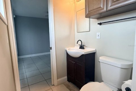Villa ou maison à louer à Port Charlotte, Floride: 2 chambres, 84.73 m2 № 2296301 - photo 9