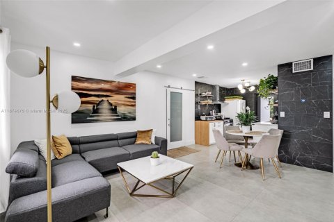 Villa ou maison à vendre à Cutler Bay, Floride: 2 chambres, 116.96 m2 № 1926961 - photo 5