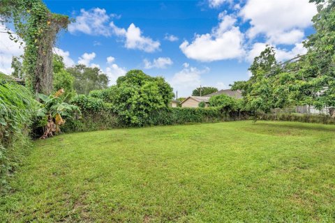 Villa ou maison à vendre à Cutler Bay, Floride: 2 chambres, 116.96 m2 № 1926961 - photo 22